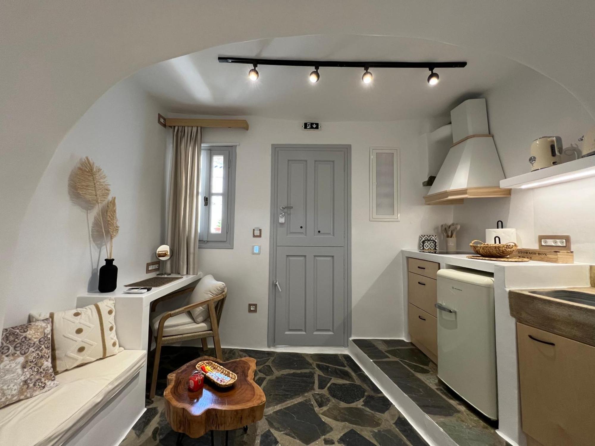 Mikri Kamara Suite Tripótamos Exterior foto